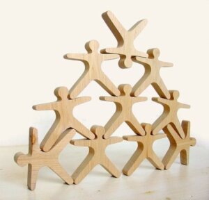 Wooden Balancing Acrobats 10 Piece