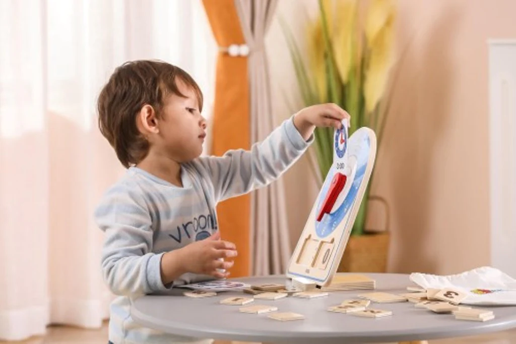 Wooden Learning Time Clock - 4